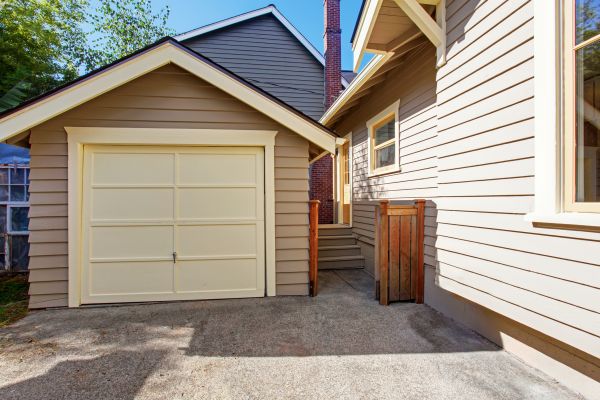 Cost of Garage Siding Replacement in Hilliard